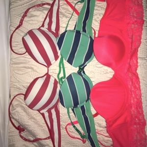 VICTORIAS SECRET PINK BRA BUNDLE